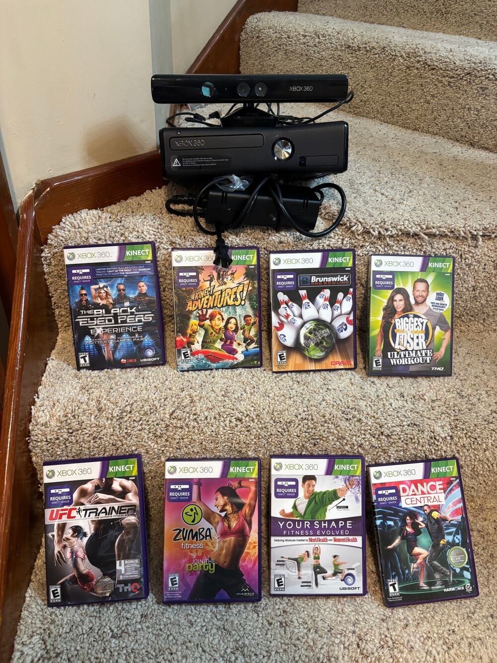 Microsoft Xbox 360 Slim Console Bundle with Kinect and 8 Games Bundle Lot